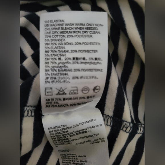 H&M Women's fitted T-Shirt Dress - Picture 5 of 5